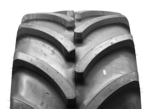 2x 800/70R38 FIRESTONE MAXITRAC 184D